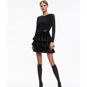 Alice + Olivia Chara Tiered Ruffle Mini Dress NWT Size 8